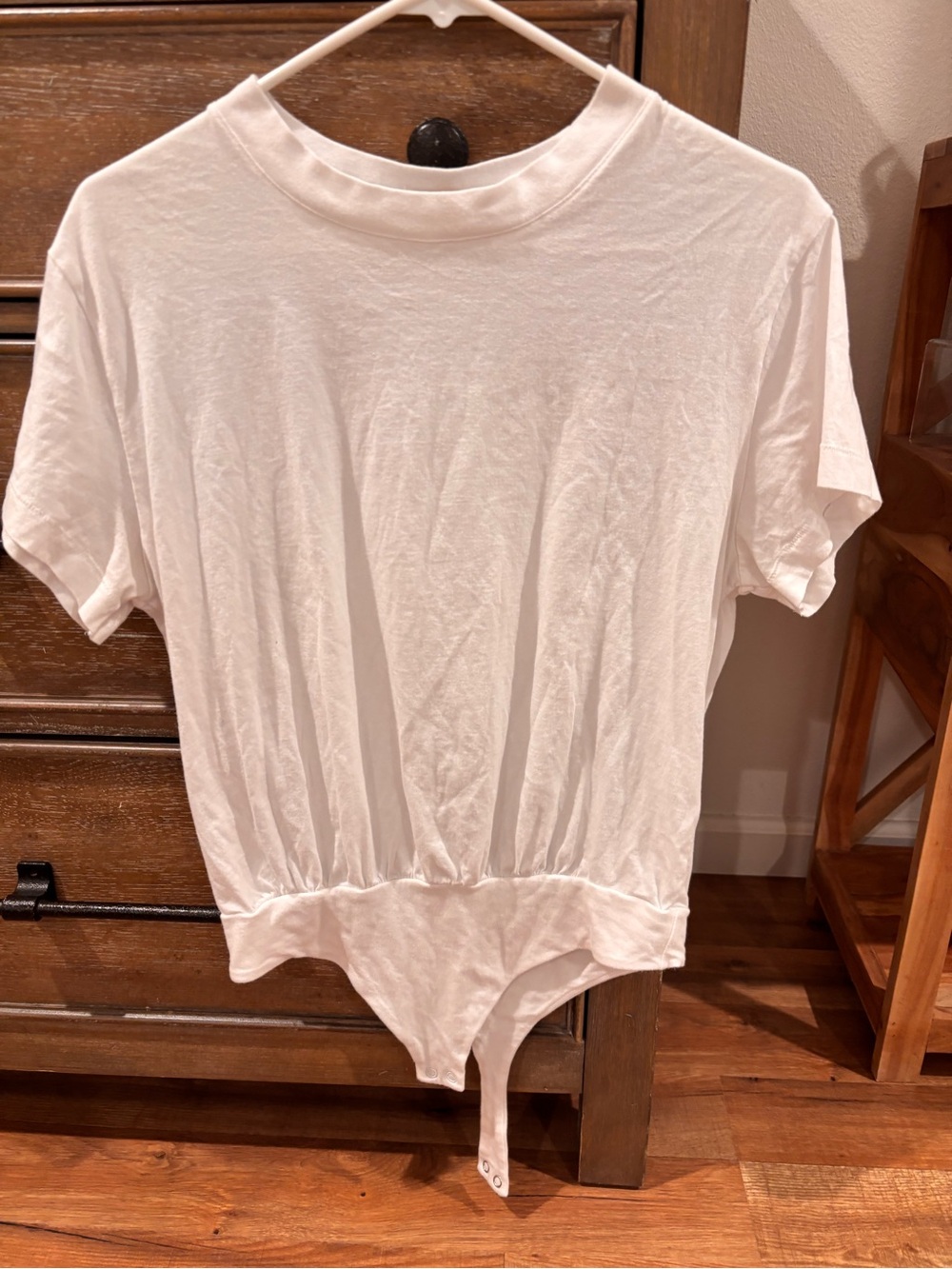 nuuds White Short-Sleeve Bodysuit with Mock Neck